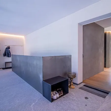 Three-bedroom Luxury Up To 6 Guests- If You Want To Book, Please Contact On Wh-ats-app - 0034-635-520-036 !!!! Lejlighed *