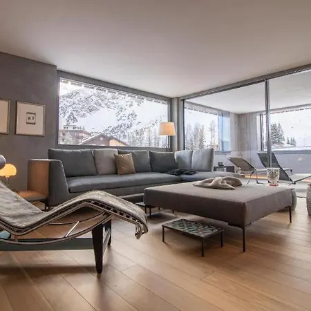 Lejlighed Three-bedroom Luxury Up To 6 Guests- If You Want To Book, Please Contact On Wh-ats-app - 0034-635-520-036 !!!!